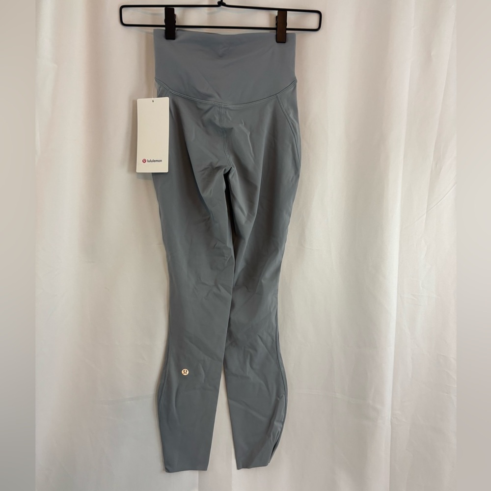NWT Lululemon sz2 Base Pace HR Tight 25” Leggings in gray… - Picture 6 of 7